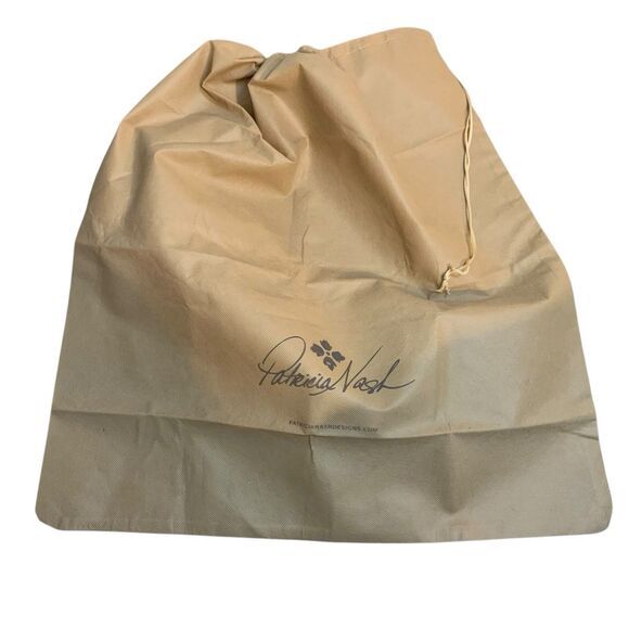 Patricia Nash Large Tan Drawstring Dust Shoe Pouch HandBag Storage (21”x22”) New - Picture 3 of 9